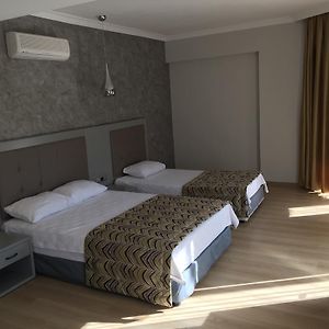 Double or Twin Room Side Sea View